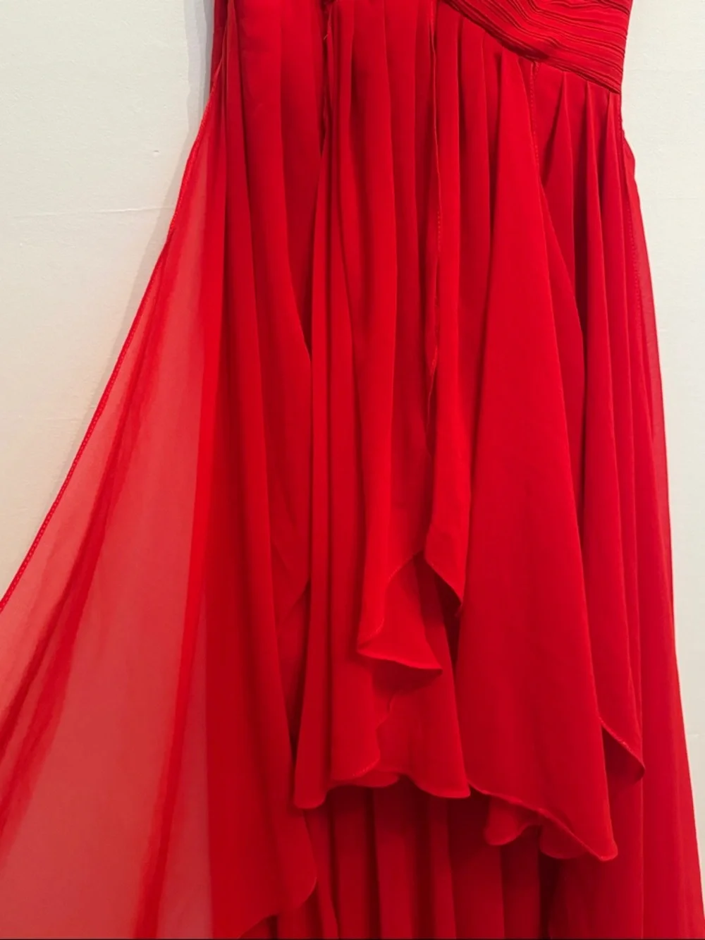 Red One-Shoulder Ruffled Evening Dress - Picture 4 of 8